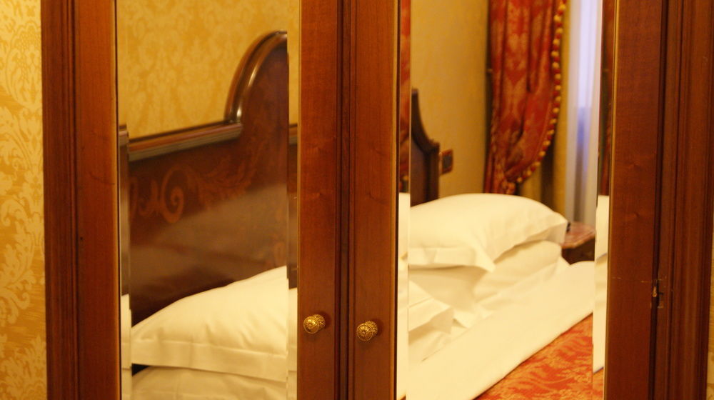 Hotel Nh Santa Lucia Venedig